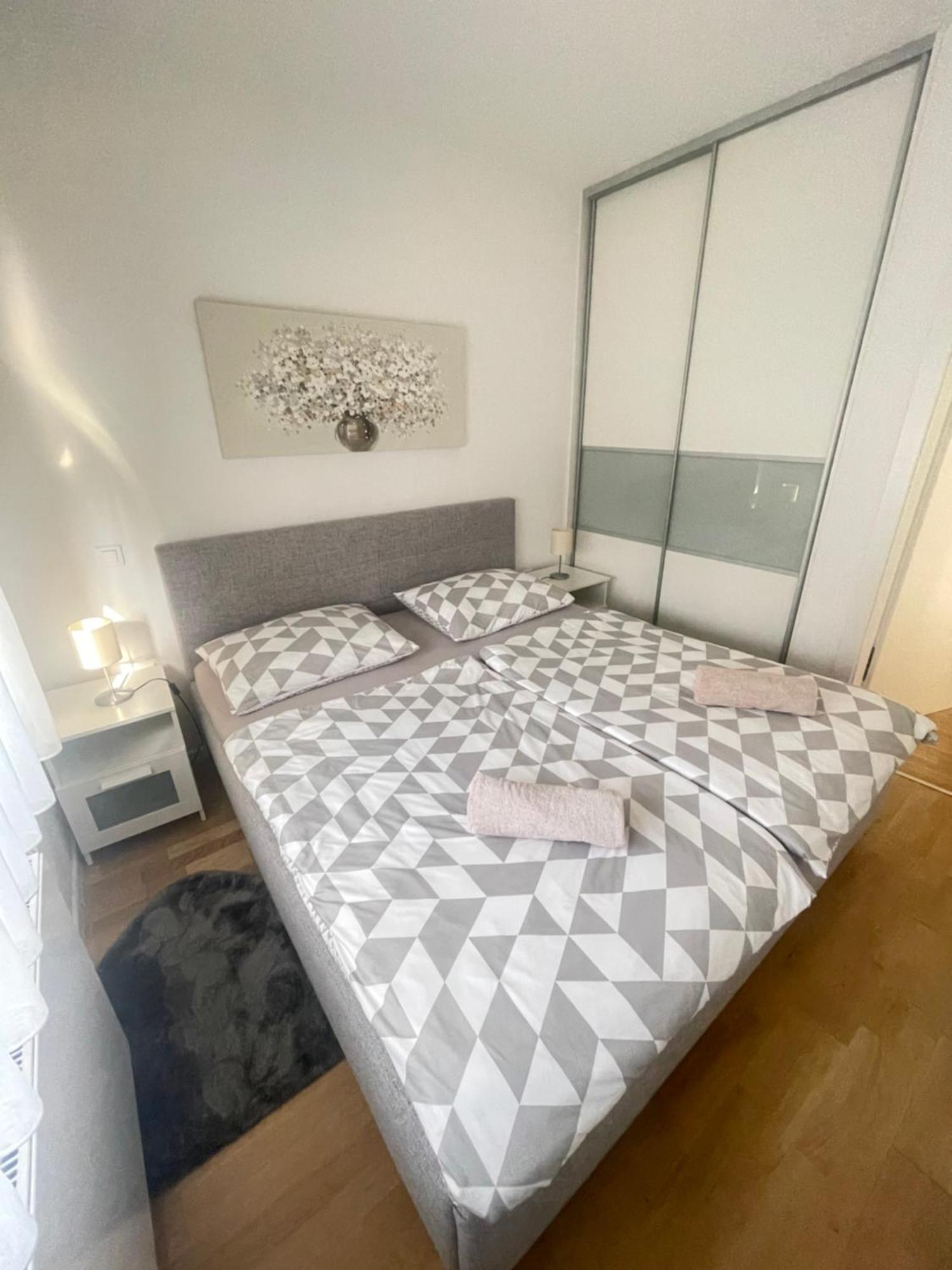 Lucky Place Apartment - Zumberacka With Free Private Parking Загреб Экстерьер фото